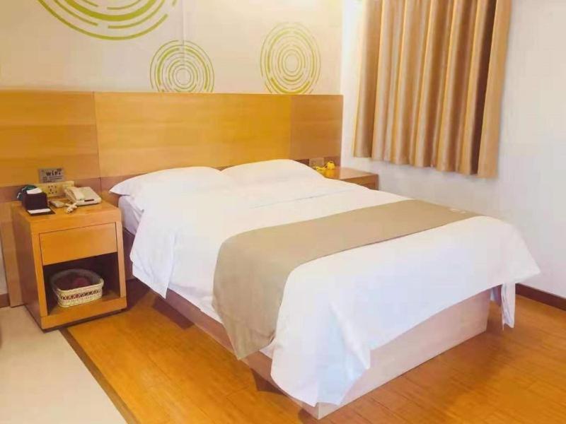 Greentree Inn Jiangxi Fuzhou Gandong Bridge Express Hotel Dış mekan fotoğraf