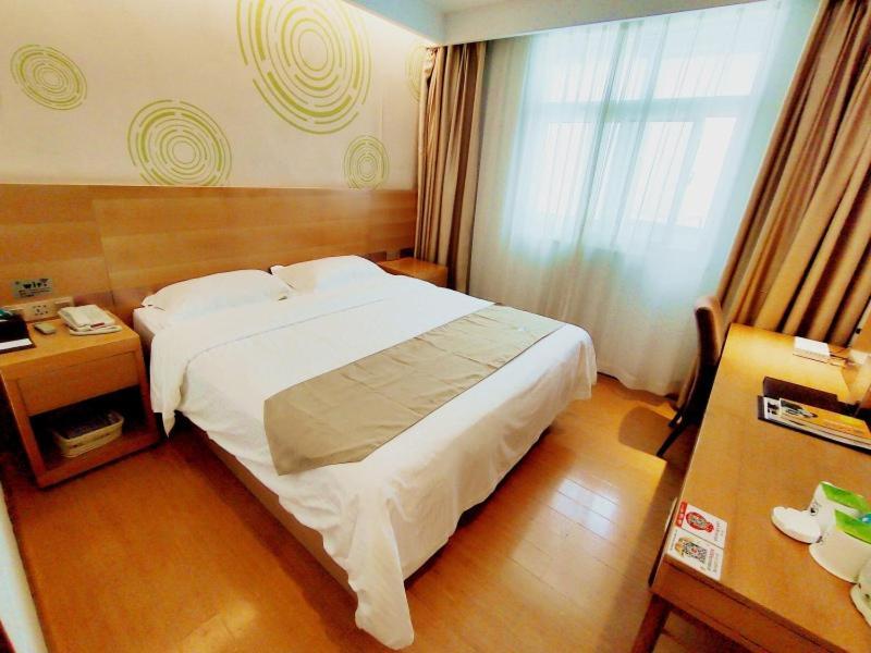 Greentree Inn Jiangxi Fuzhou Gandong Bridge Express Hotel Dış mekan fotoğraf